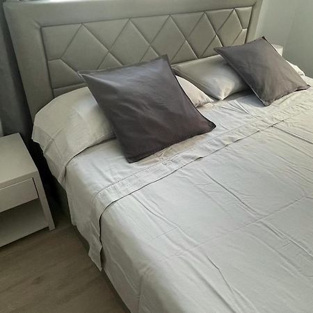 Ferienwohnung Whitehouse Boulevard, Close To Mambo Beach And City Centre Willemstad Exterior foto